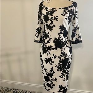 New w/Tags Off the Shoulder, Bell Sleeve Dress Size 4 BUT FITS LIKE A 2!!!